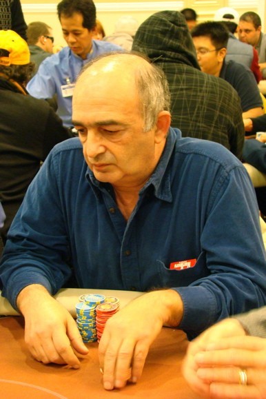 http://pokerdb.thehendonmob.com/pictures/martin%20oganov.jpg
